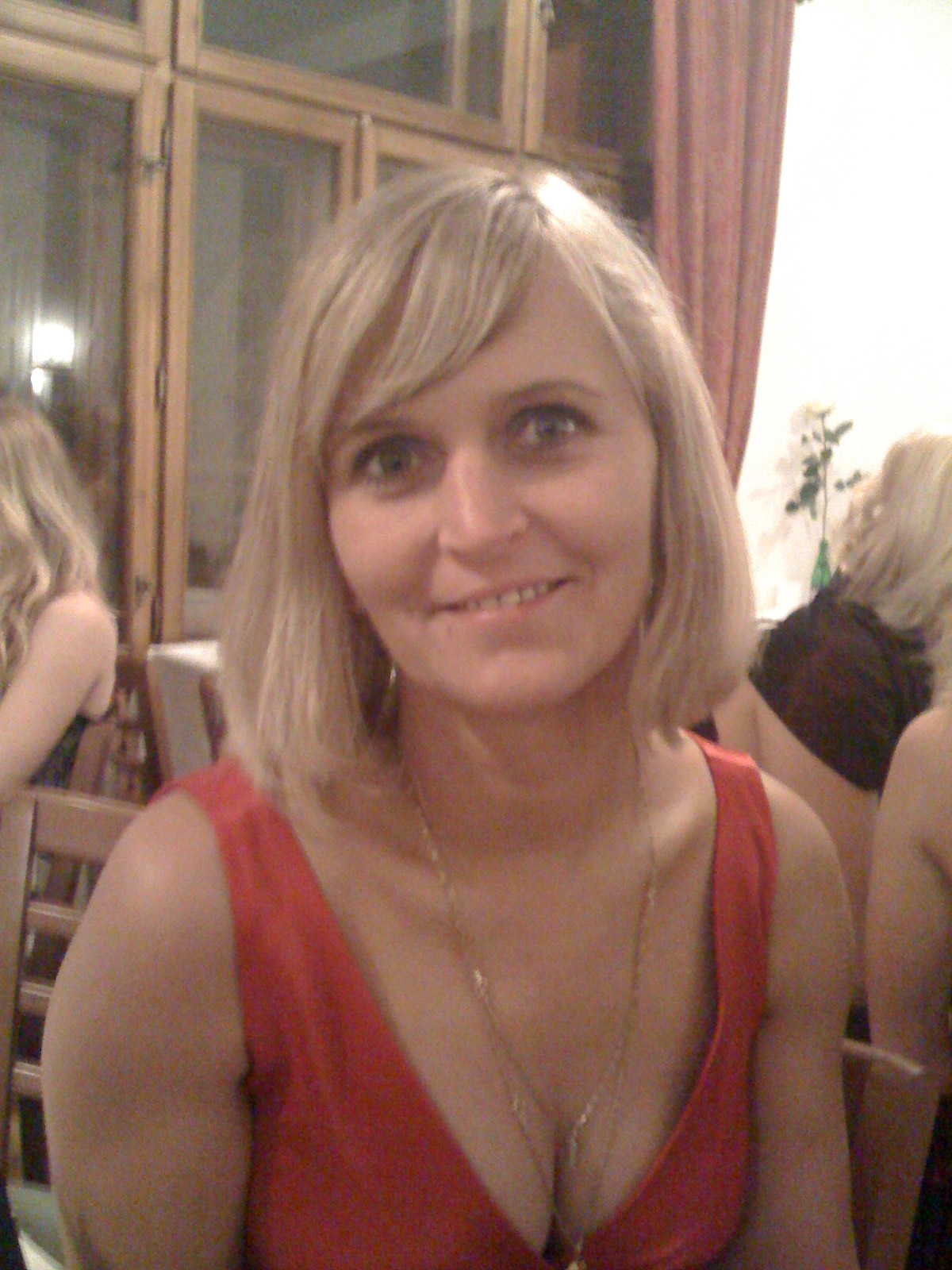 Iphone 2323.jpg